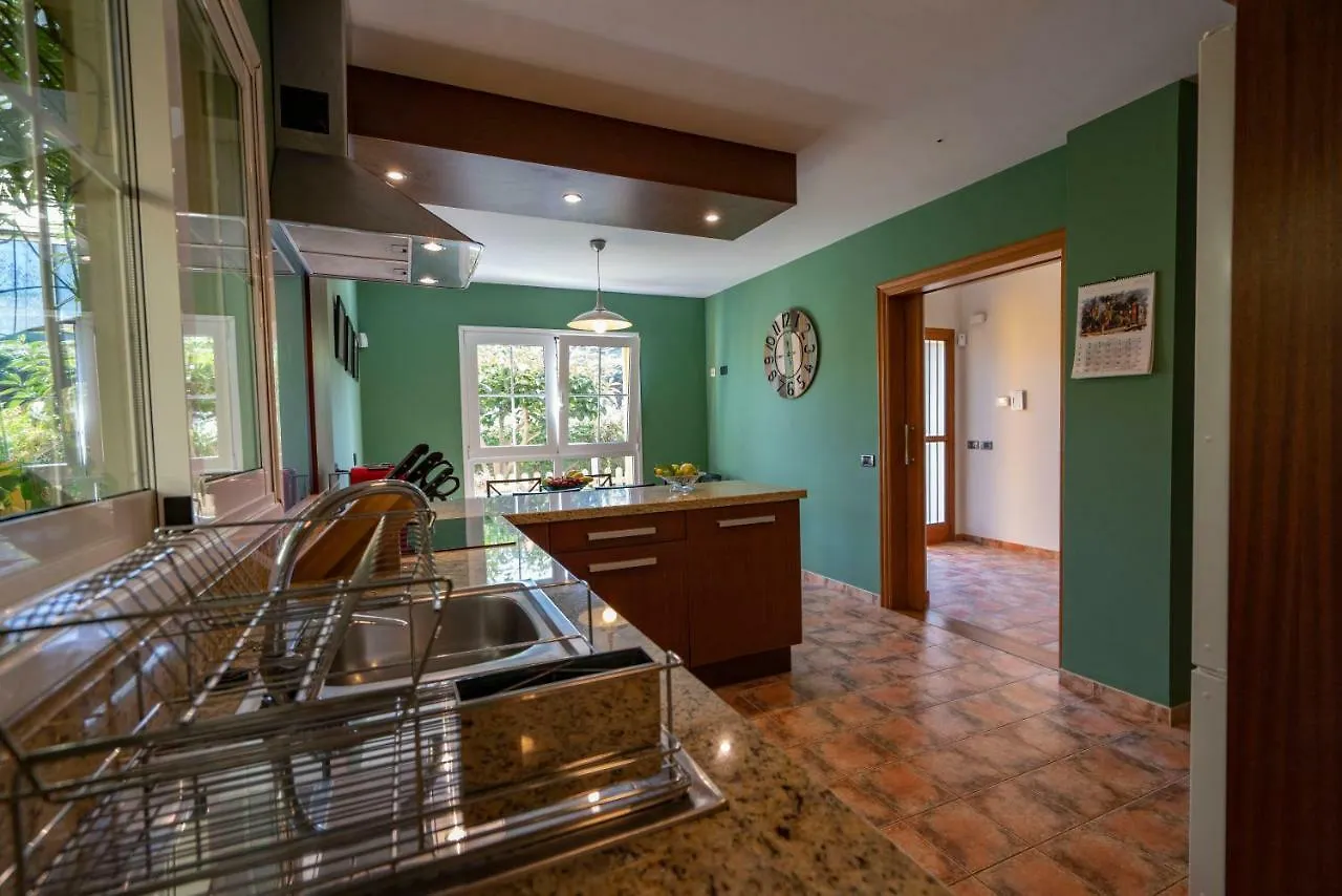 Casa El Fayal Tenerife タコロンテ 0*,